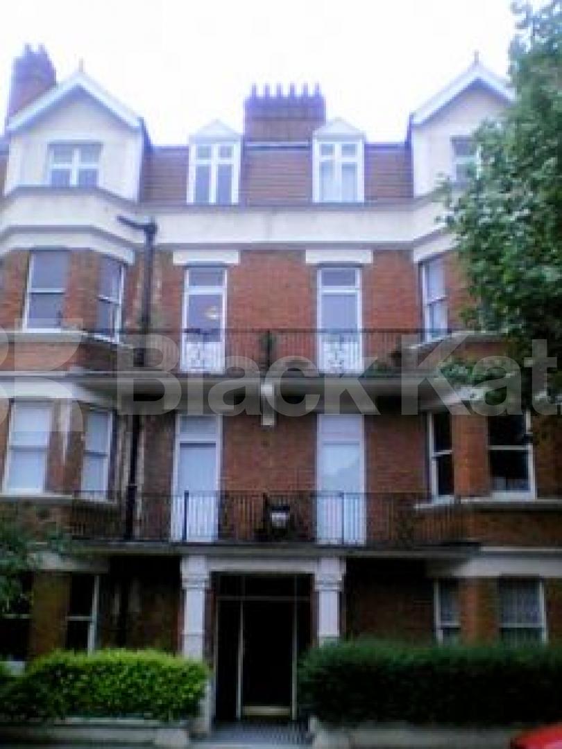 			3 Bedroom, 1 bath, 1 reception Flat			 Castelain Mansions, MAIDA VALE W9